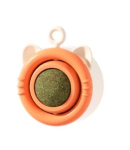 Игрушка WOGY д-кошек Кошечка 5х6.5х2.5см с вращающимся мятным шариком d=2.5см, на липкой ленте, микс