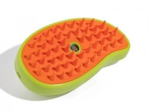 Щетка WOGY д-вычесывания животных 11х6.5х5см с паром, (USB)-(Micro USB), в инд цветной упаковке, мик
