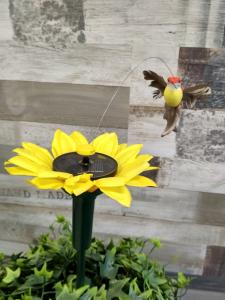 Штекер Колибри с цветком ВК-863