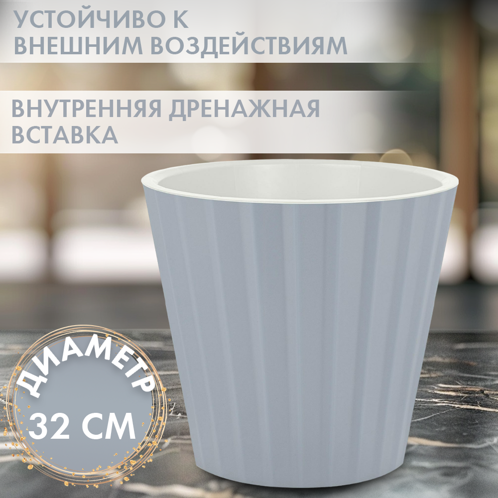 3 3