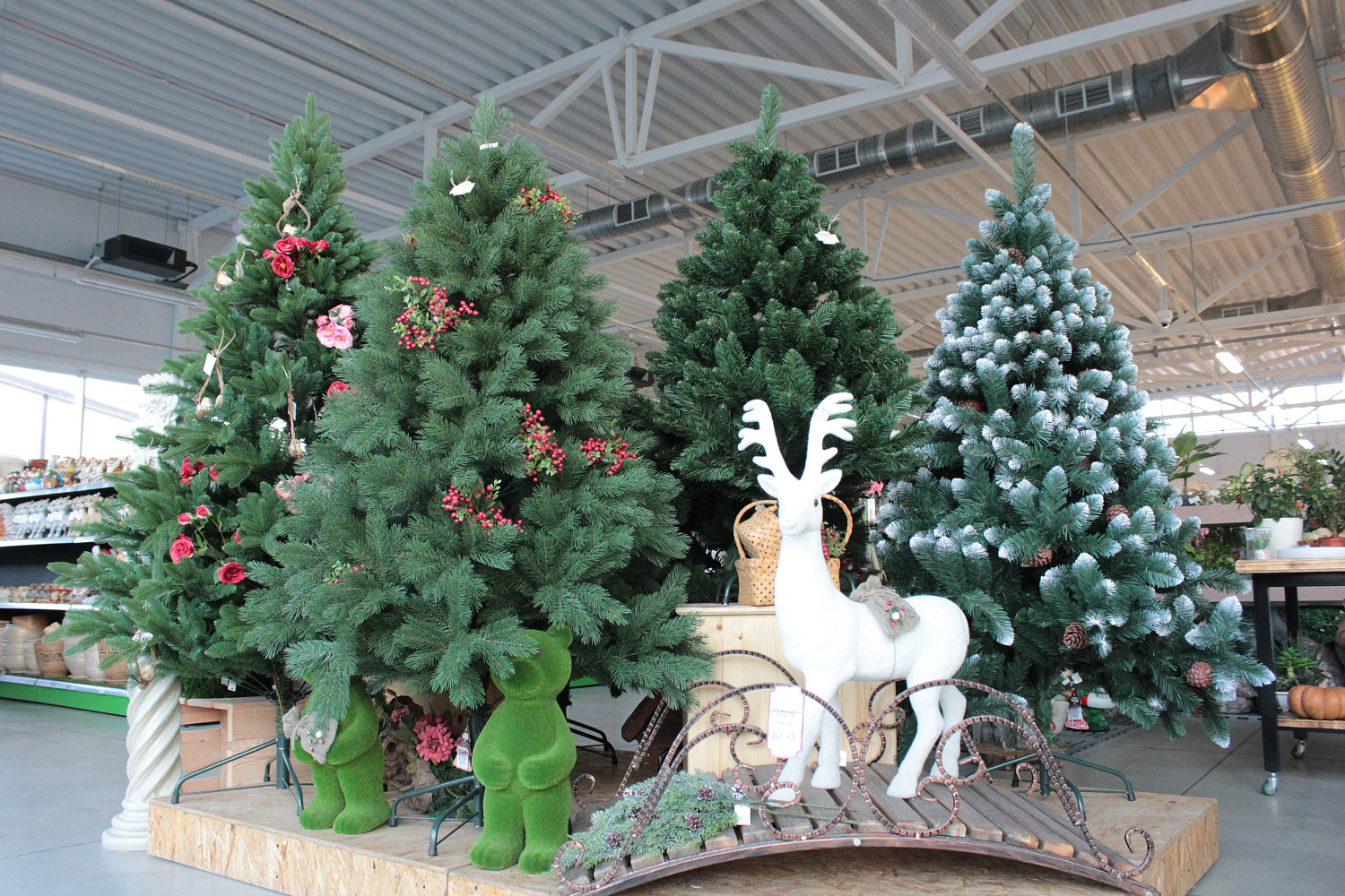 8 советов, как выбрать искусственную ель